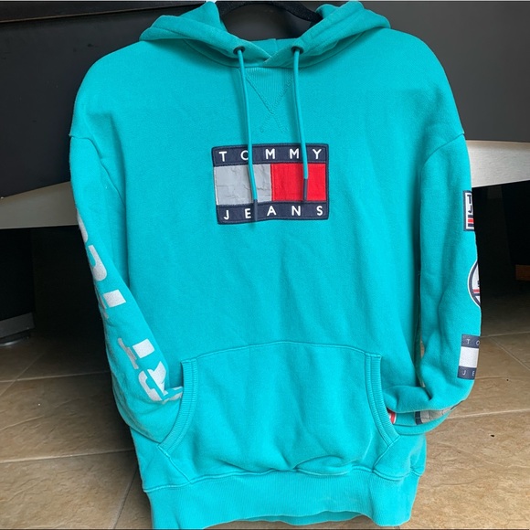 Tommy Hilfiger hoodie - Picture 1 of 6
